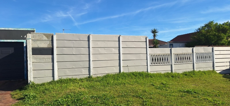 3 Bedroom Property for Sale in Lotus River Western Cape